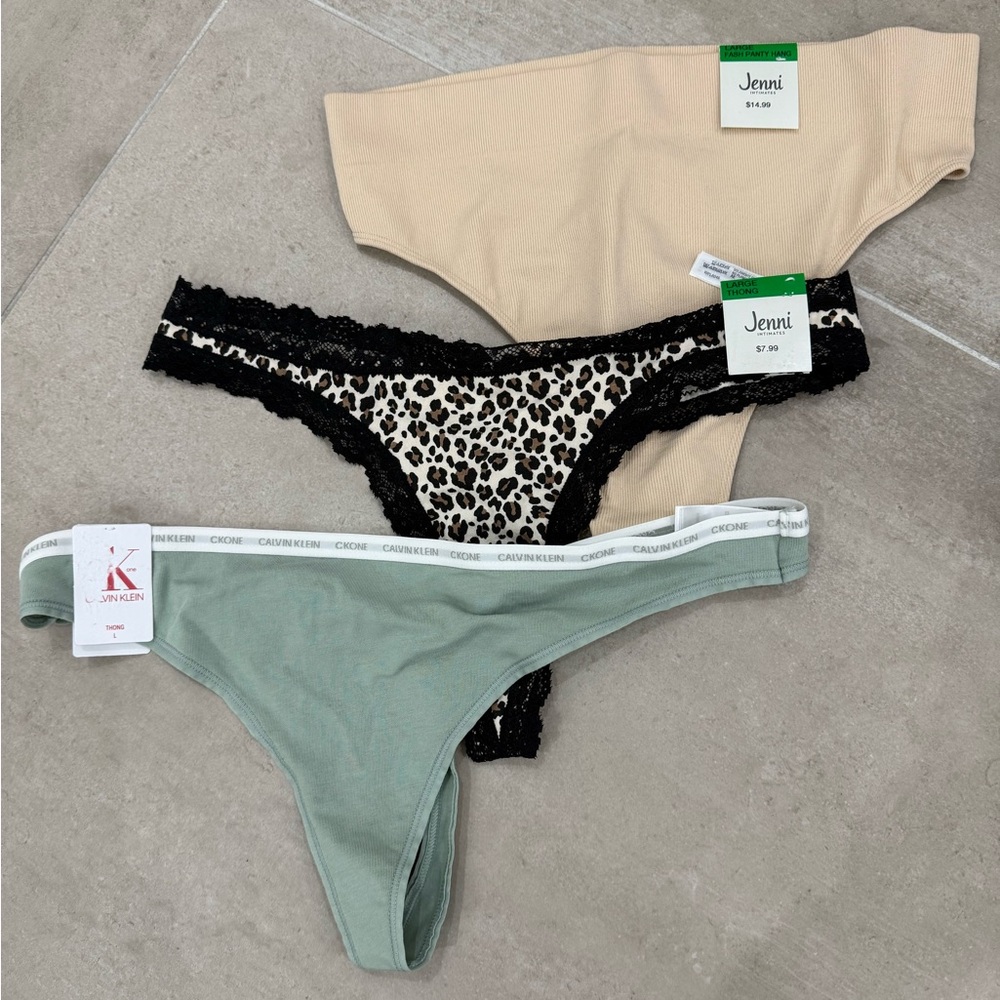 Calvin Klein, Jenni Bundle of 3 thongs underwear size L
